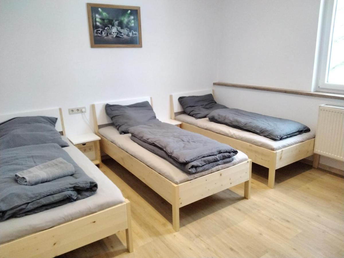 Zum Schulhaus Apartment เบอร์เกลนเกนเฟล์ด ภายนอก รูปภาพ